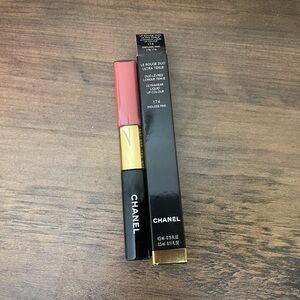 CHANEL
LE ROUGE DUO ULTRA TENUE 174 ENDLESS PINK NEW NIB